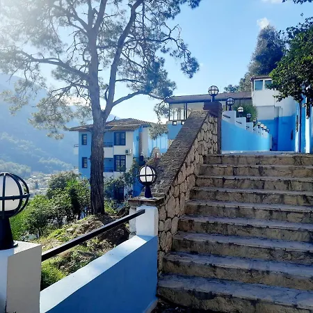 Belle Vue Oeluedeniz מלון 4*